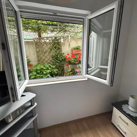Sanda Apartmán *