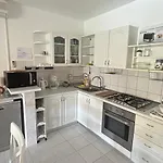 Sanda