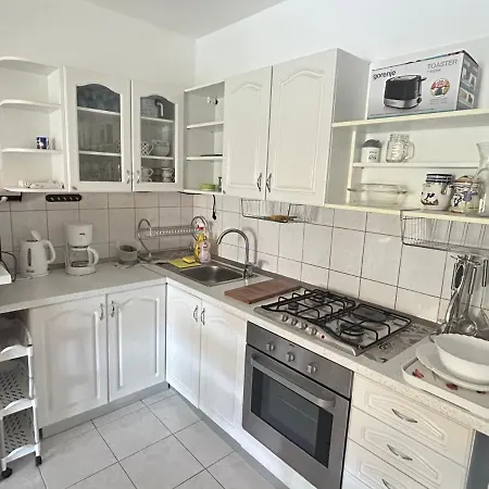 Sanda Apartmán *