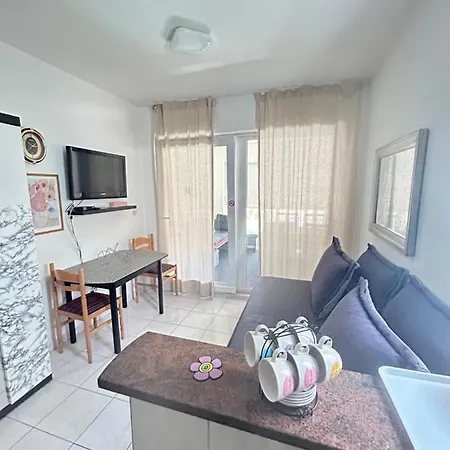 Apartman Sanda *